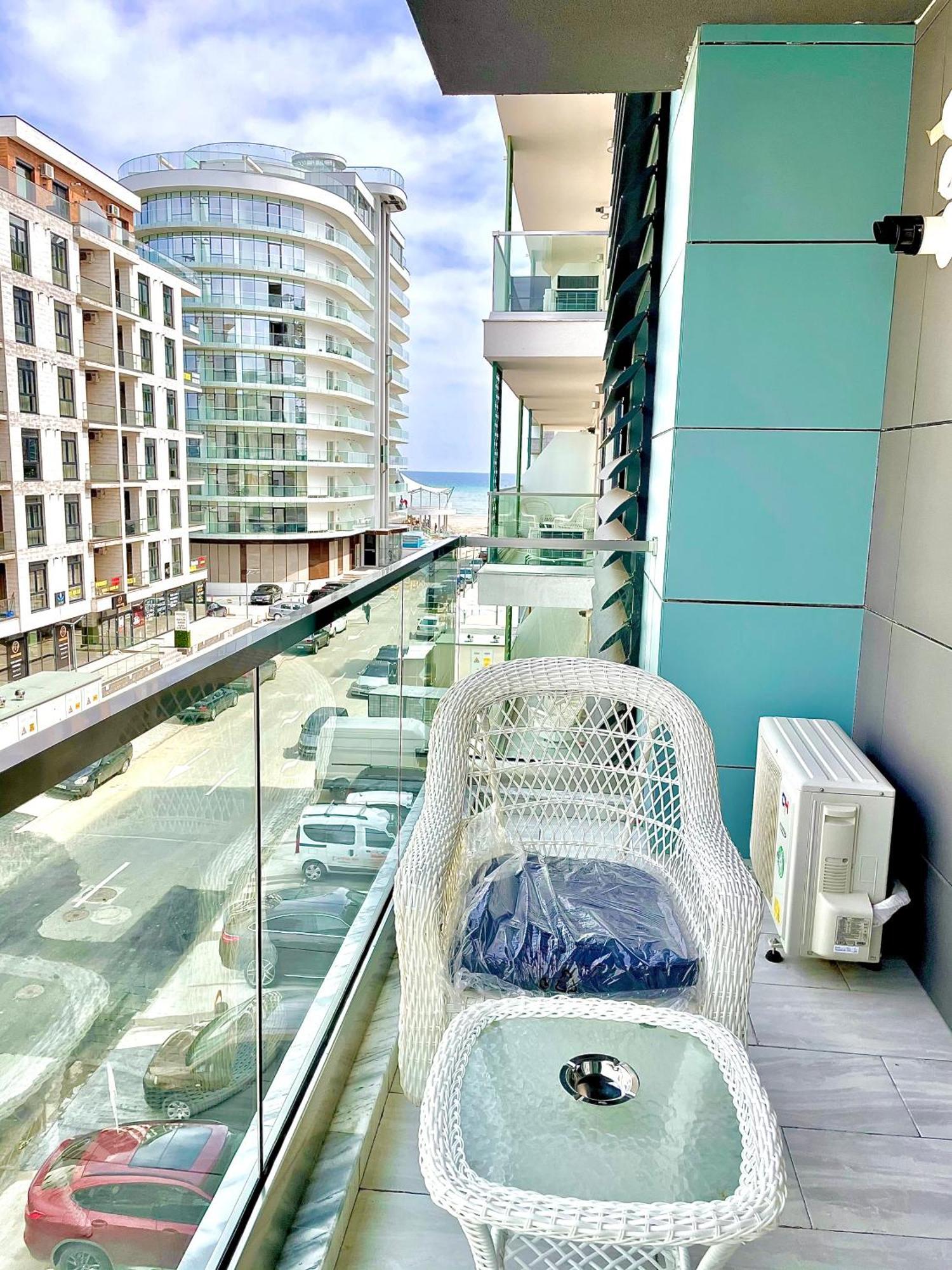 Marcony Boutique Apartments Mamaia Exterior foto