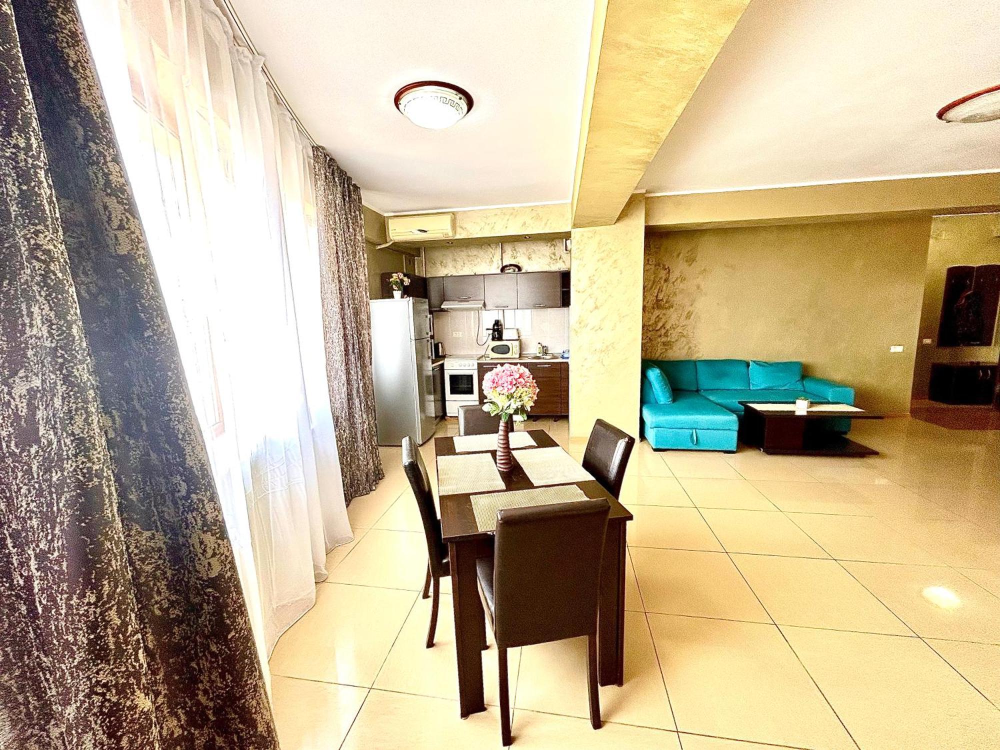 Marcony Boutique Apartments Mamaia Exterior foto