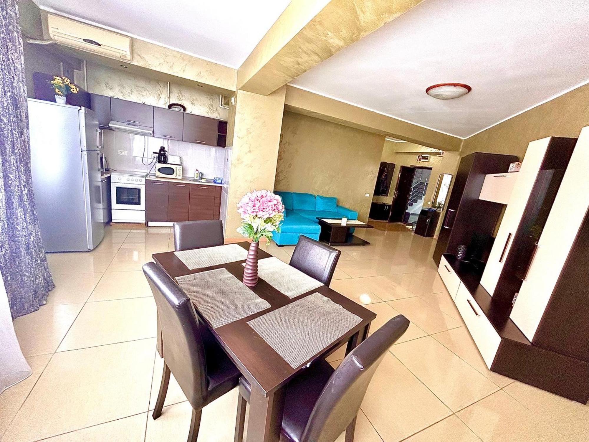 Marcony Boutique Apartments Mamaia Exterior foto