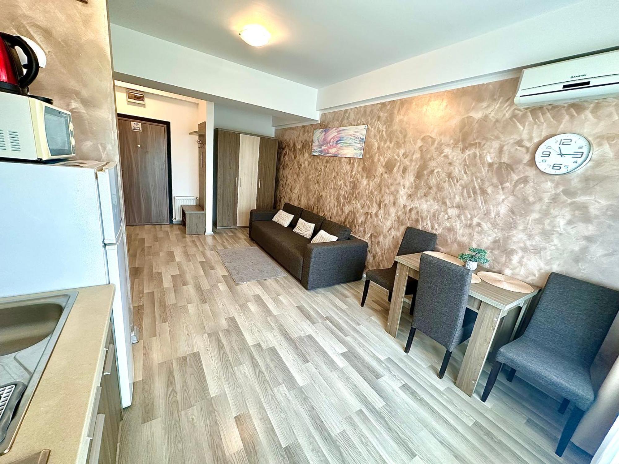 Marcony Boutique Apartments Mamaia Exterior foto